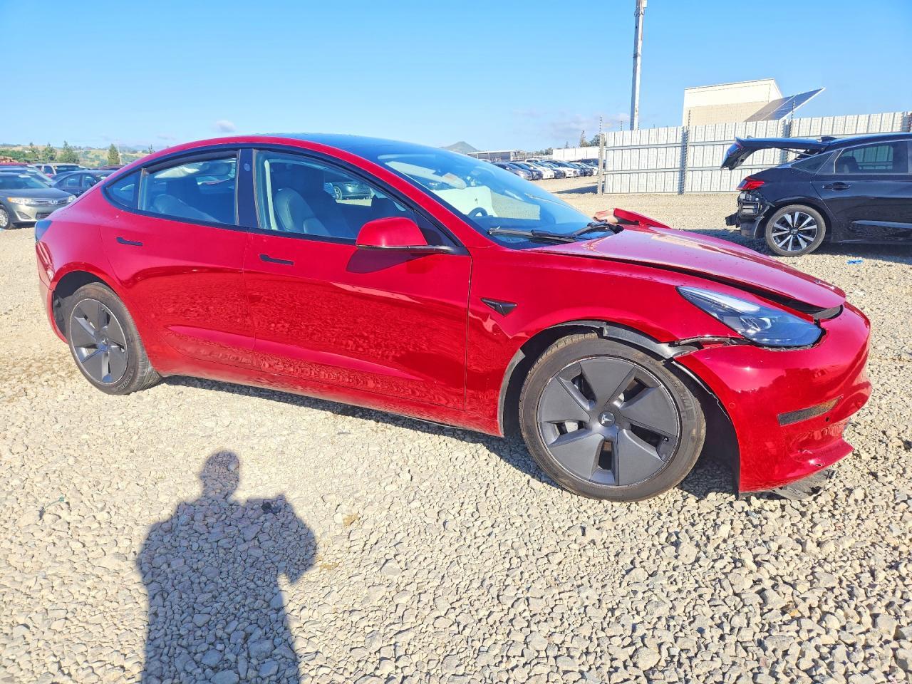 2022 Tesla Model 3 - Фото 4