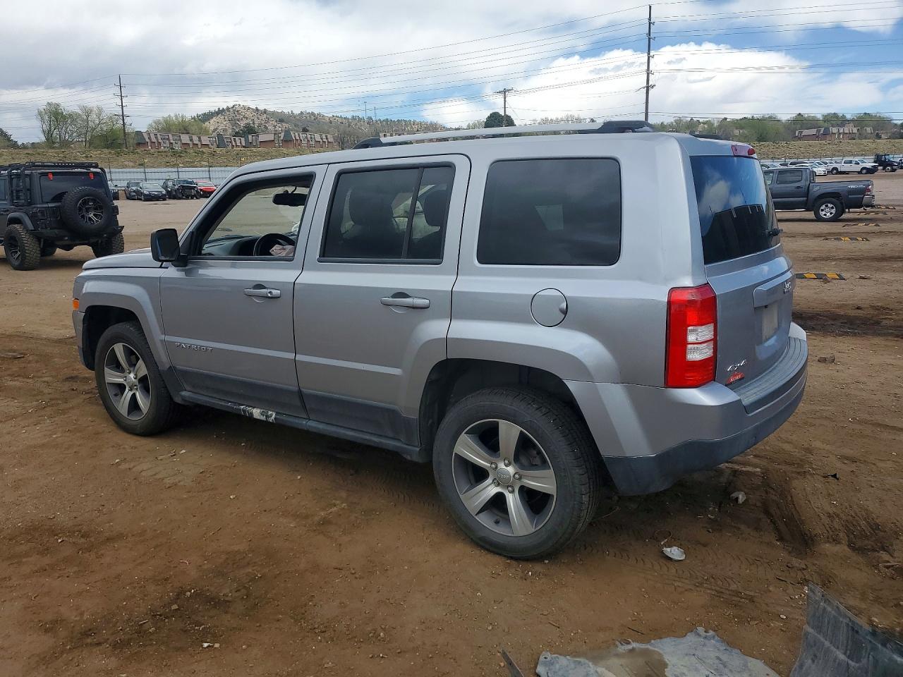 2016 Jeep Patriot Latitude - Image 2