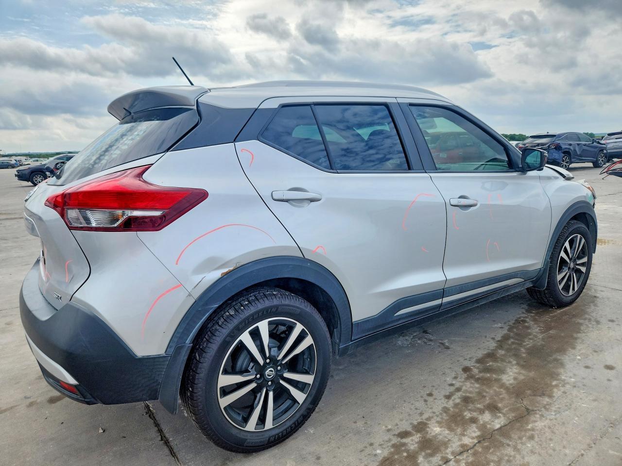 2019 Nissan Kicks Sr - Фото 3