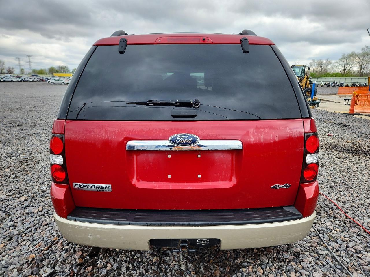 2010 Ford Explorer Eddie Bauer - Image 6