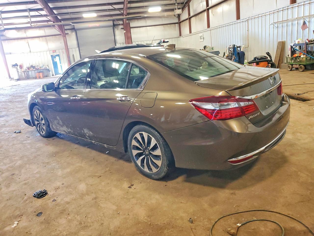 2017 Honda Accord Hybrid Exl - Фото 2