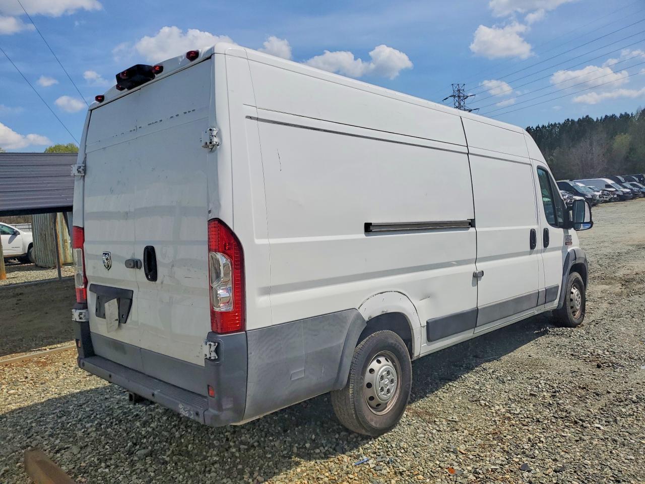 2016 Ram Promaster 3500 Delivery Van - Фото 3