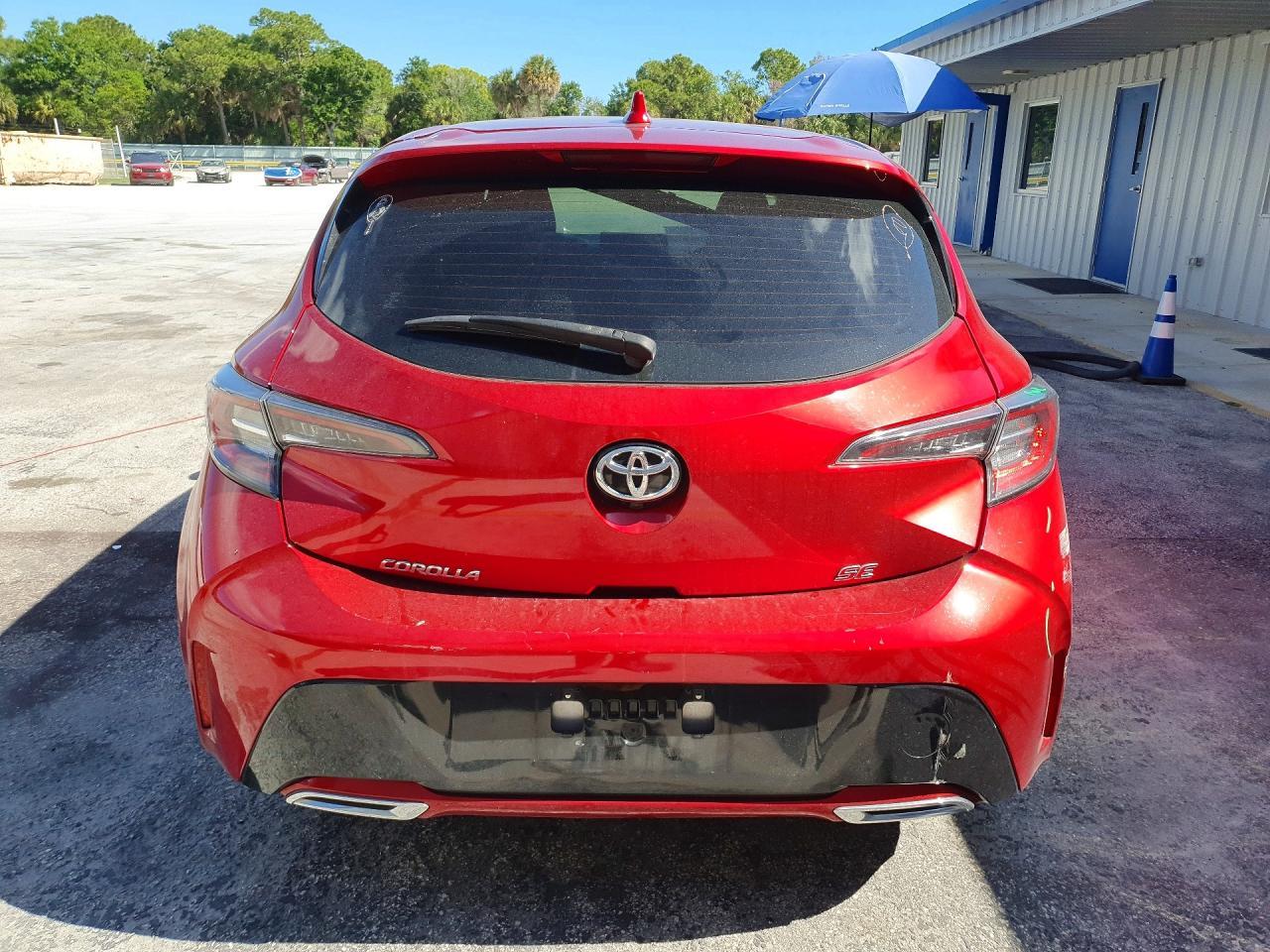 2022 Toyota Corolla Hatchback Se - Фото 6