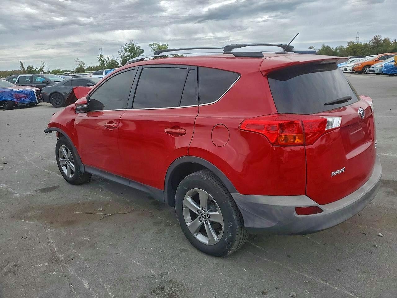 2015 Toyota Rav4 Xle - Image 2