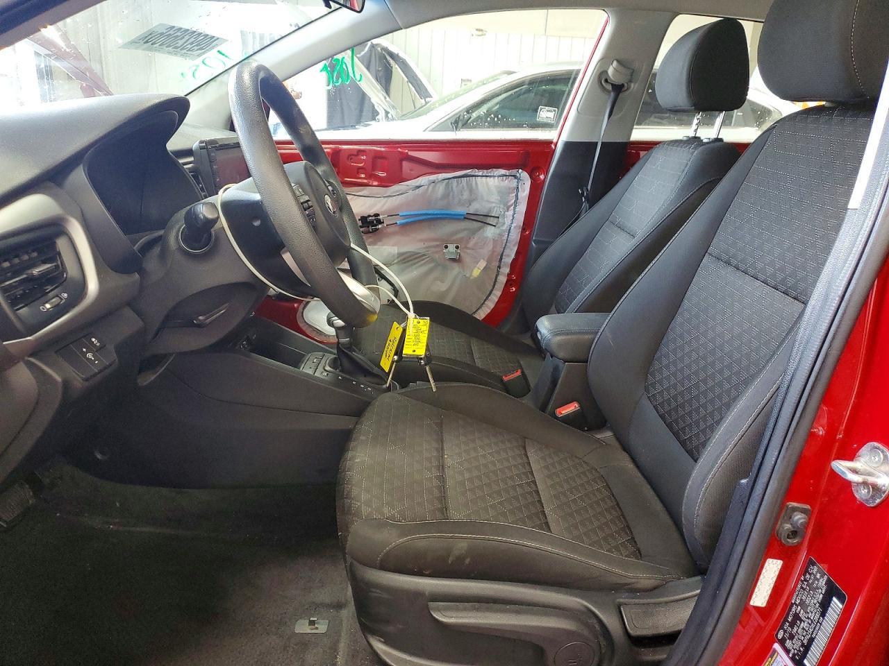 2020 Kia Rio 5-Door S - Фото 7