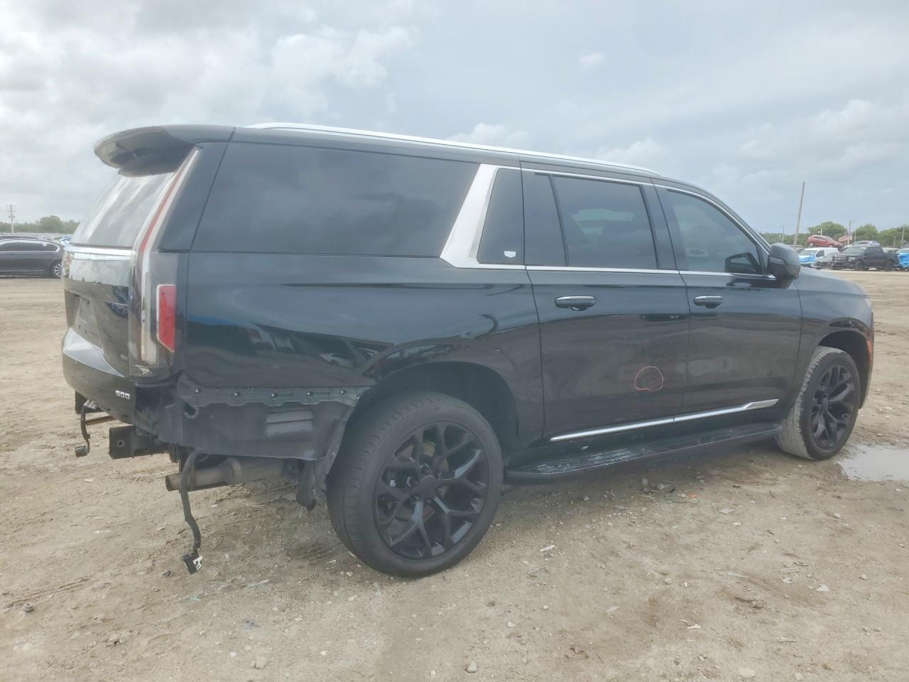 2022 Cadillac Escalade Esv Luxury - Image 3