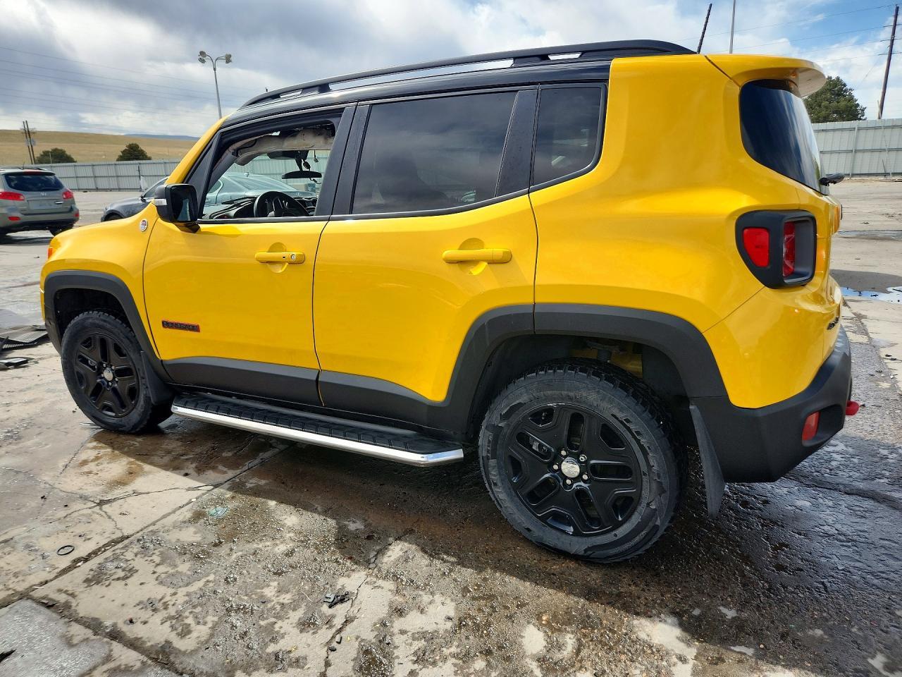 2018 Jeep Renegade Trailhawk - Фото 2