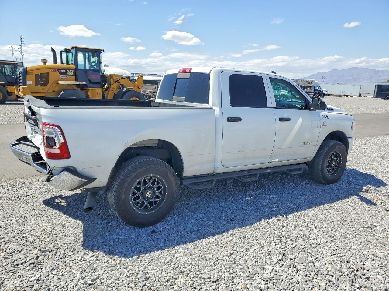 2020 Ram 2500 Tradesman - Фото 3