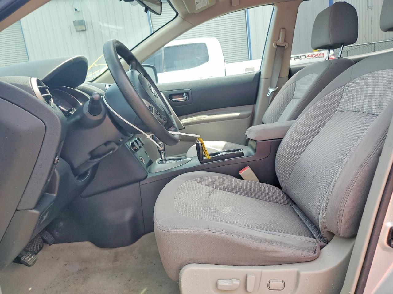 2011 Nissan Rogue S - Фото 7