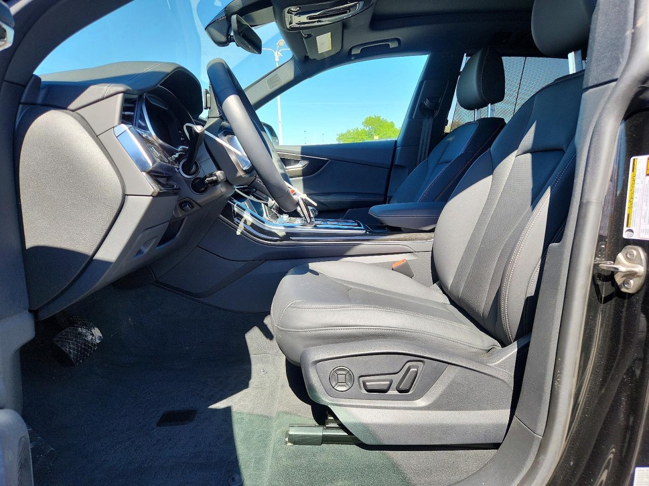 2025 Audi Q8 Premium Plus S-Line - Фото 7