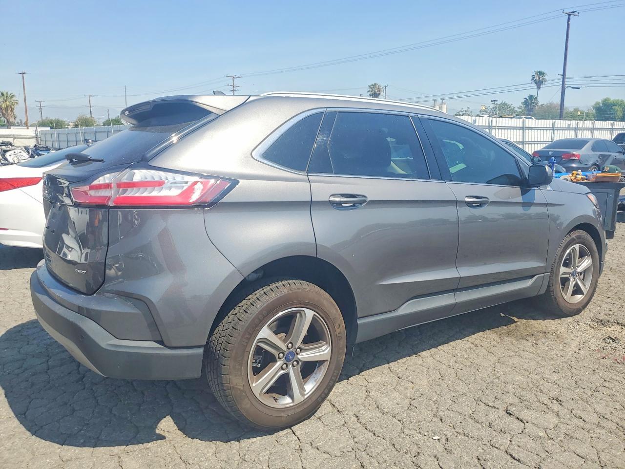 2022 Ford Edge Sel - Фото 3