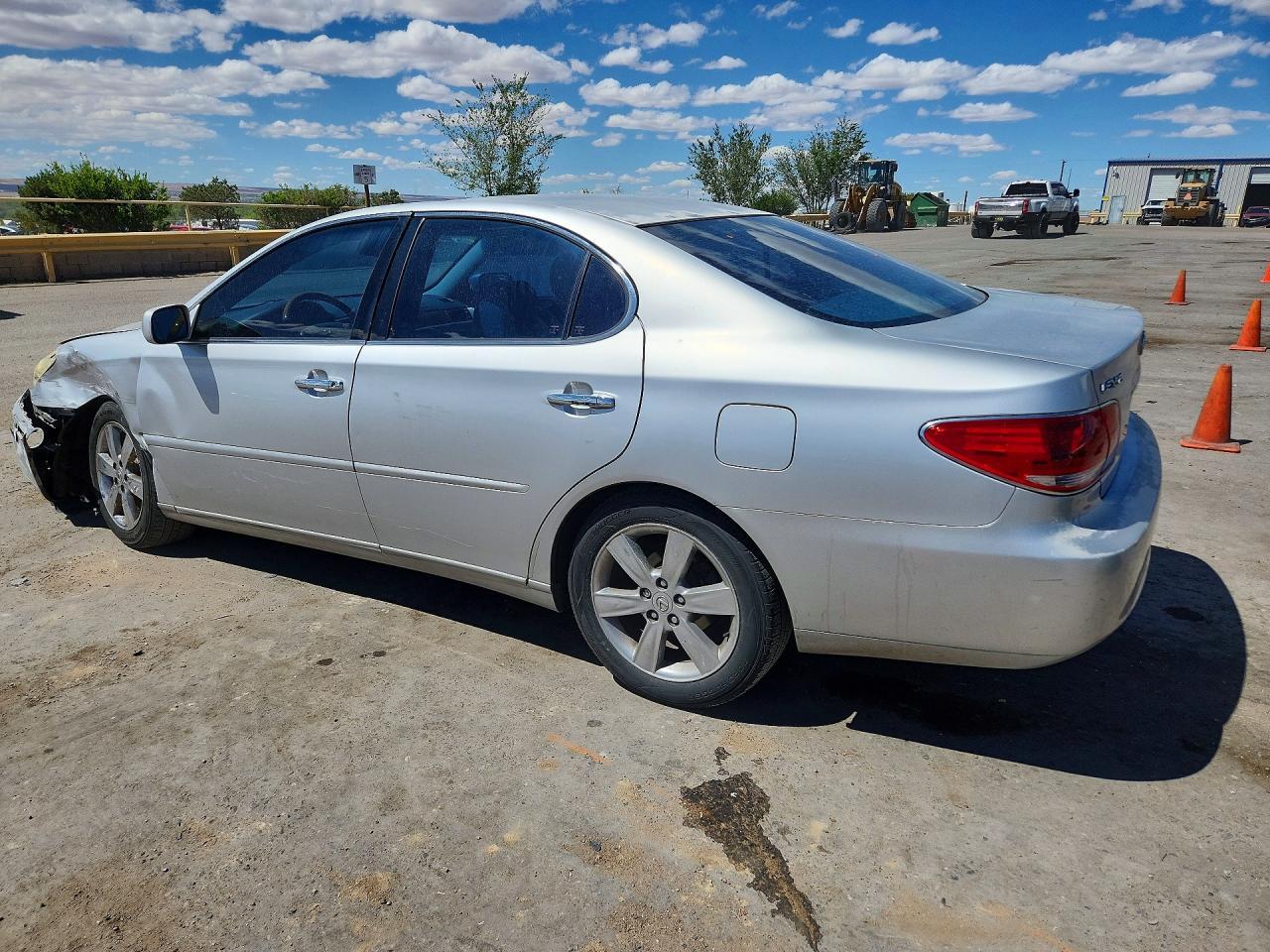 2005 Lexus Es 330 - Image 2