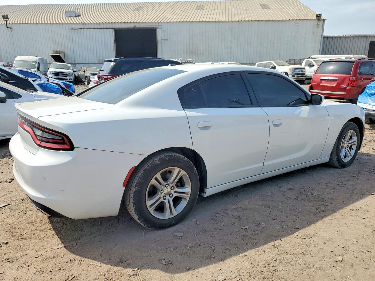 2021 Dodge Charger Sxt - Фото 3