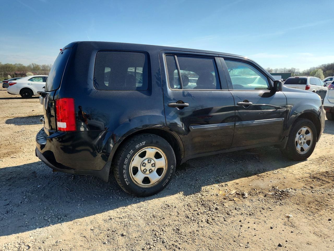 2013 Honda Pilot Lx - Image 3