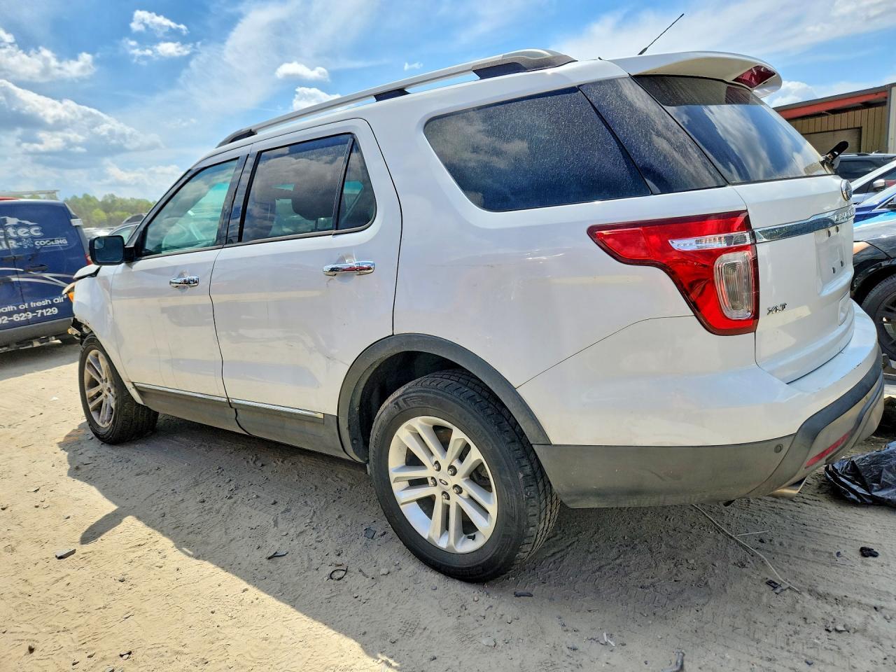 2014 Ford Explorer Xlt - Image 2