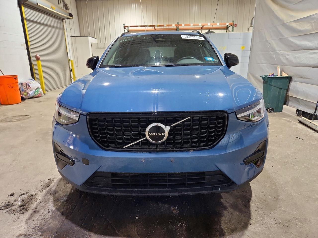 2024 Volvo Xc40 Core - Image 5