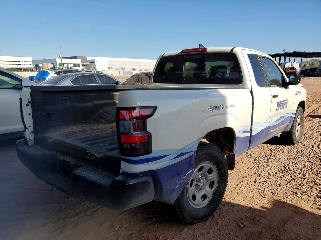 2025 Nissan Frontier S - Image 3