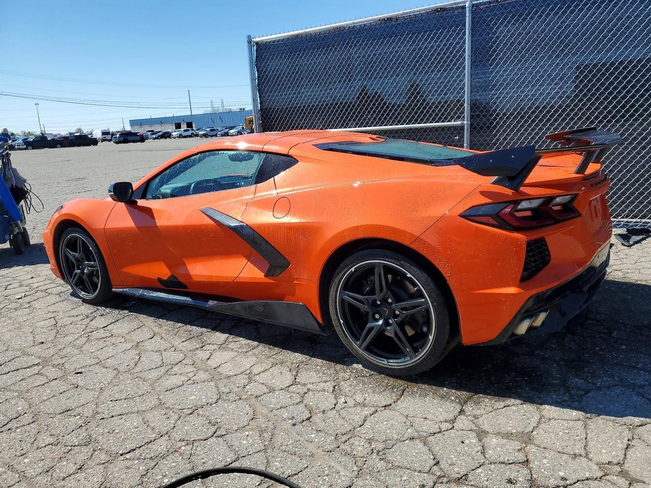 2020 Chevrolet Corvette Stingray 2Lt - Фото 2