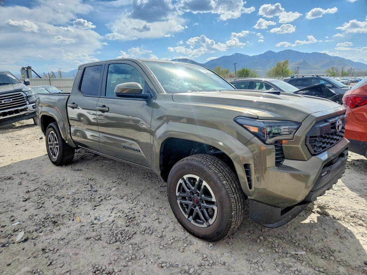 2025 Toyota Tacoma Trd Sport - Image 4