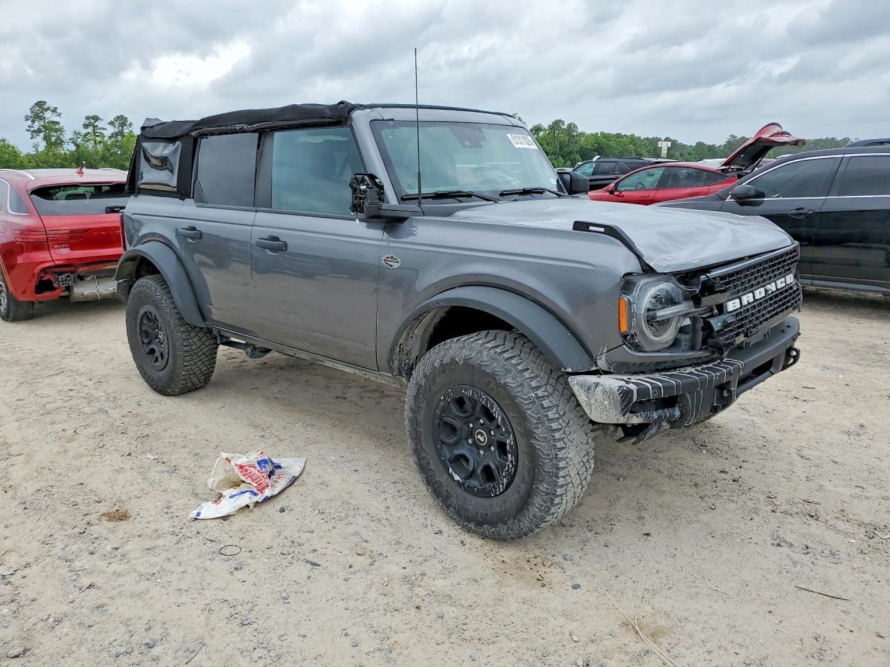 2024 Ford Bronco Wildtrak - Image 4