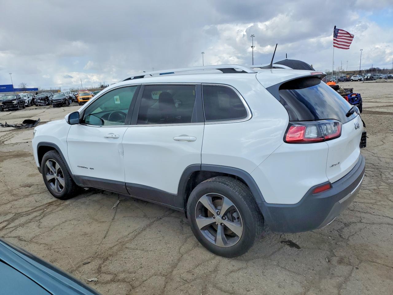2019 Jeep Cherokee Limited - Image 2