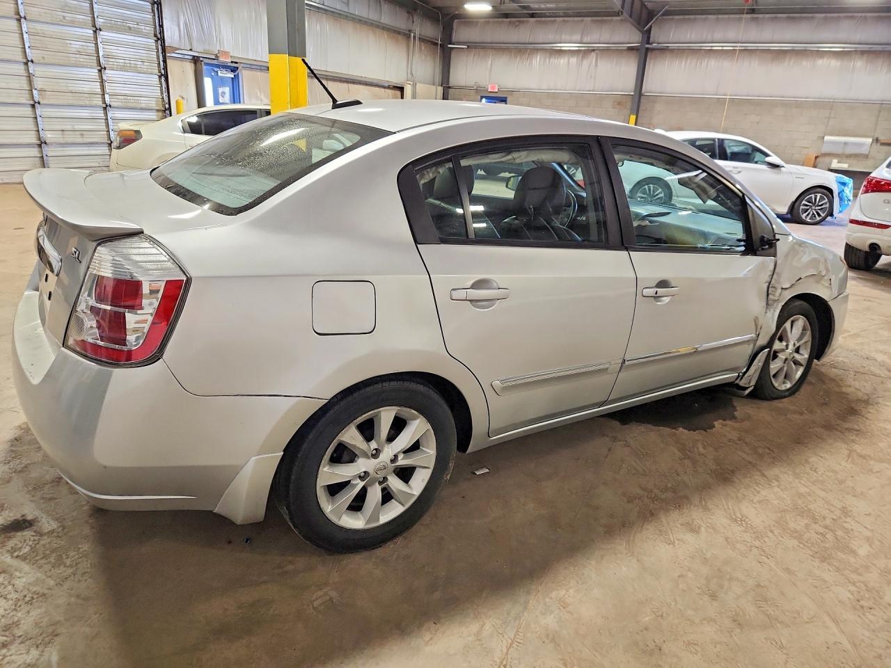 2012 Nissan Sentra 2.0 - Image 3