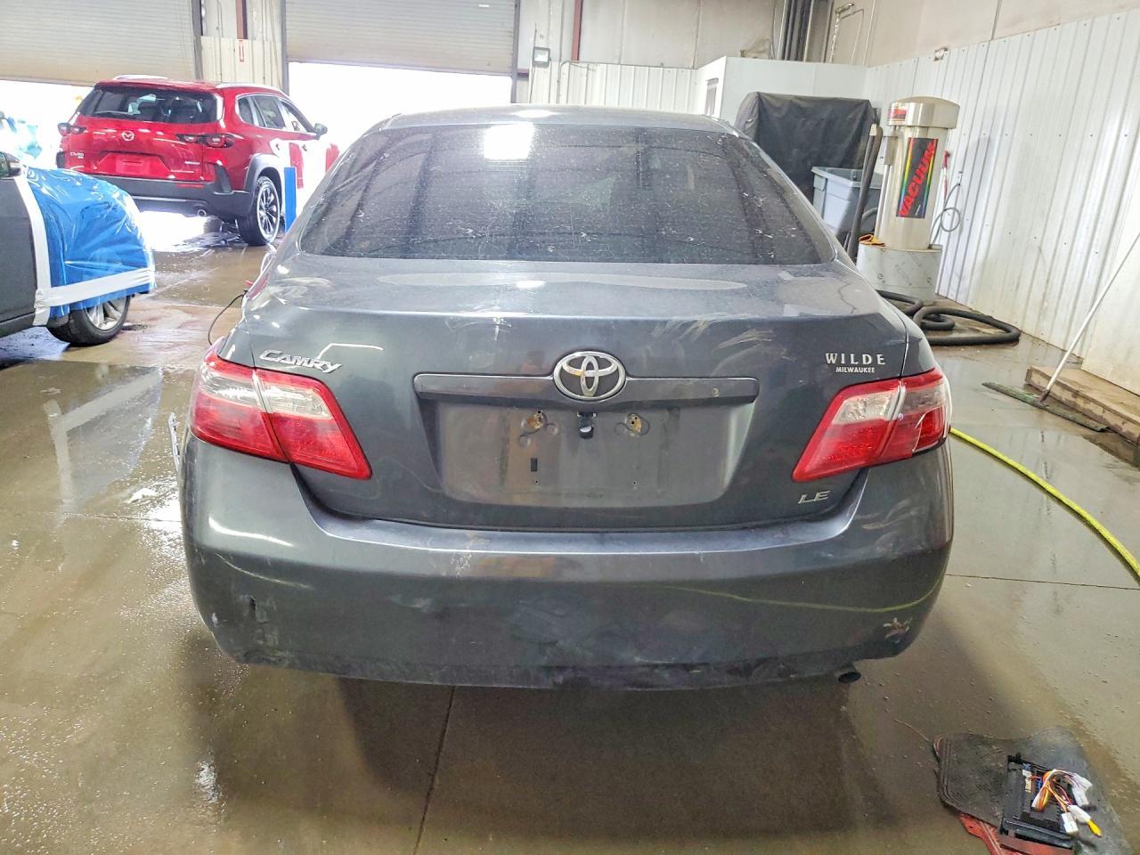 2008 Toyota Camry Le - Фото 6