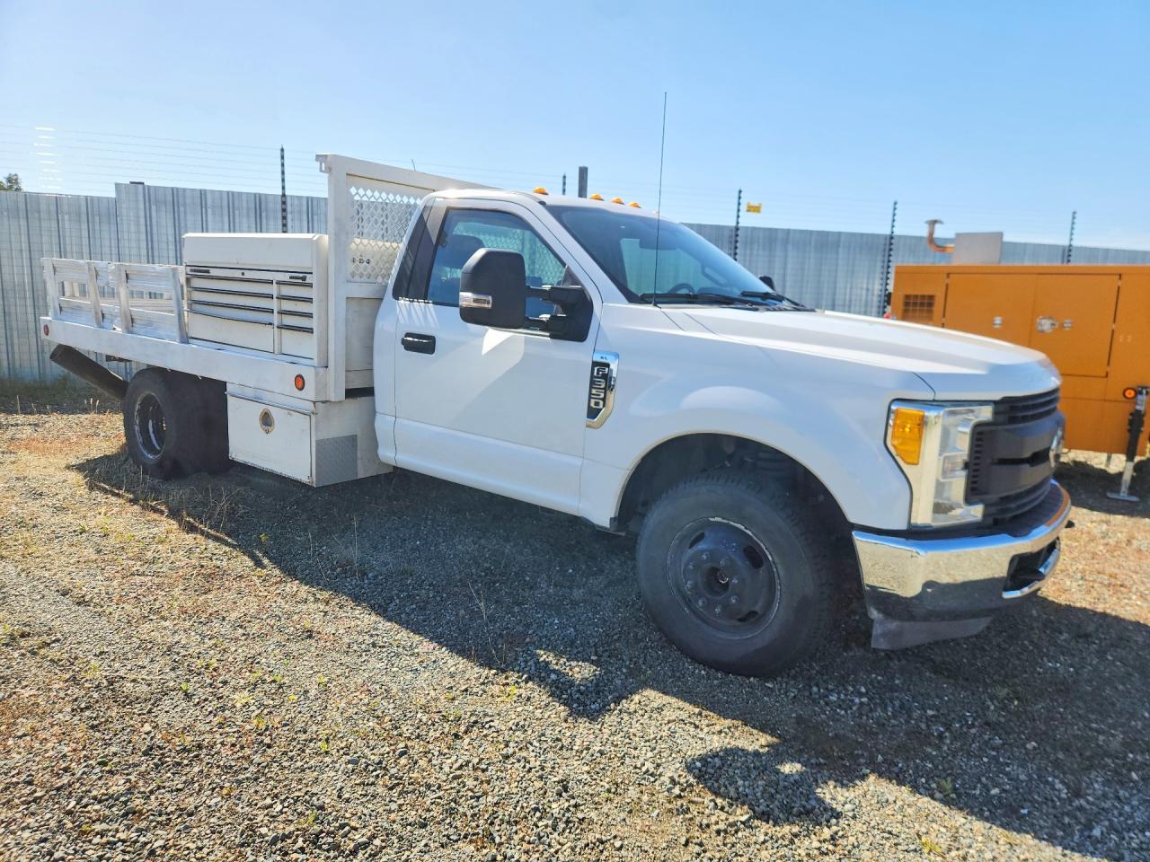 2017 Ford F350 Super Duty - Фото 4