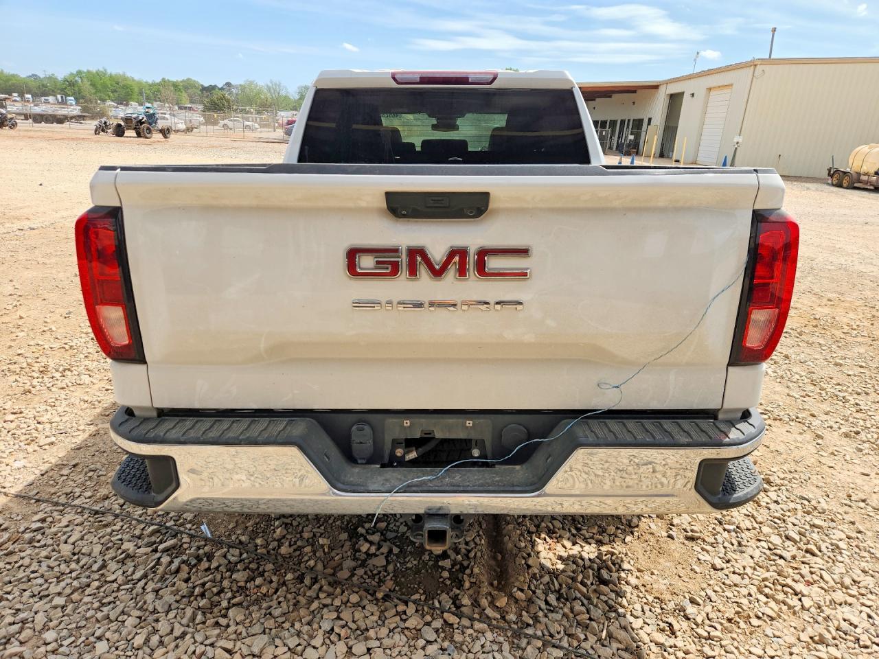 2023 GMC Sierra K1500 - Image 6