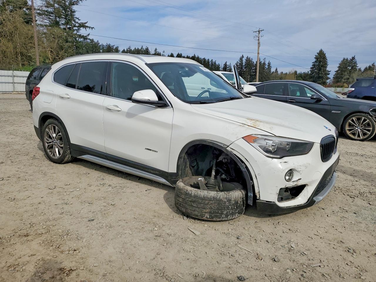 2016 BMW X1 xDrive28I - Фото 4