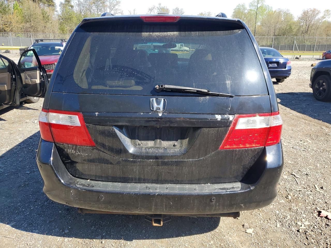 2006 Honda Odyssey Touring - Image 6