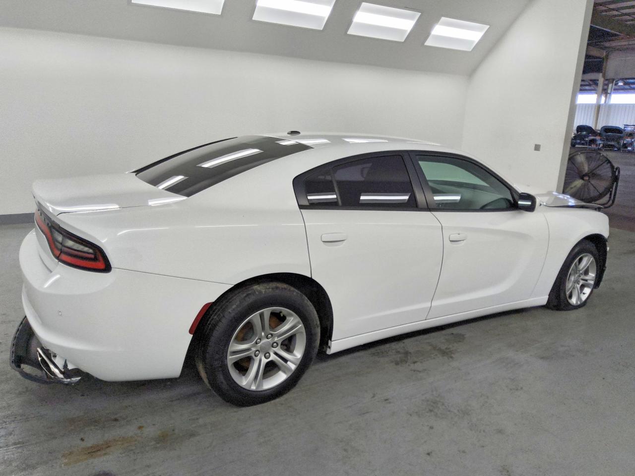 2019 Dodge Charger Sxt - Image 3