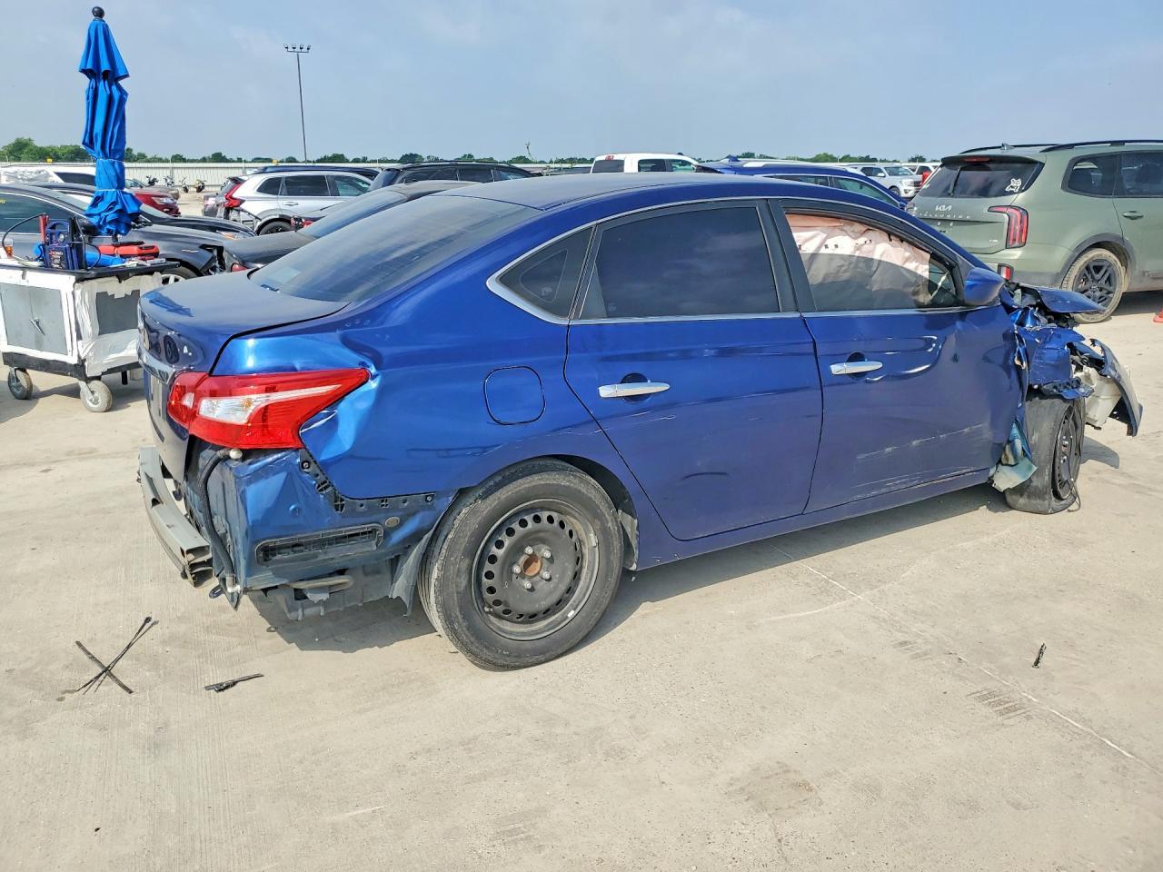 2019 Nissan Sentra S - Фото 3