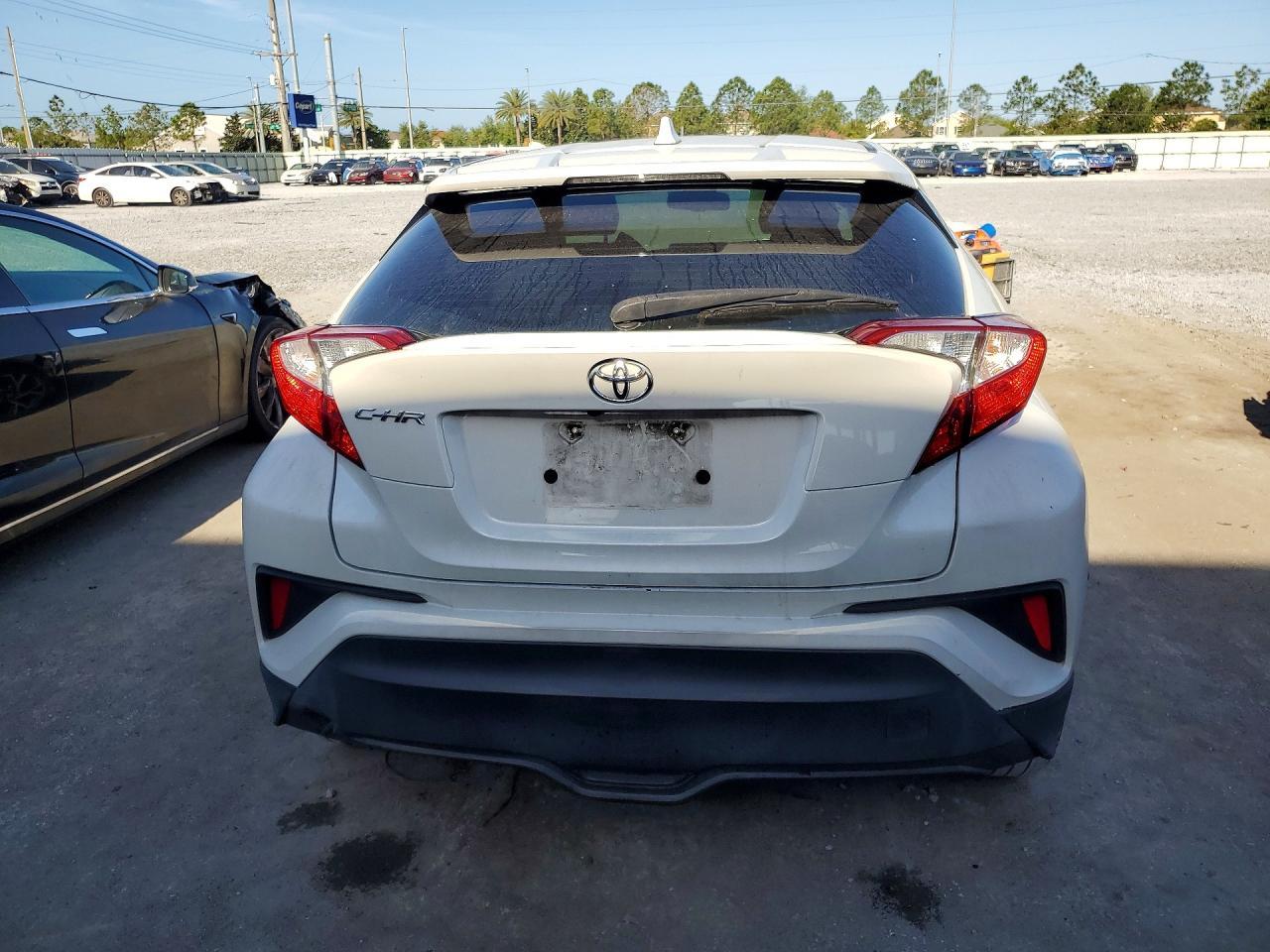 2019 Toyota C-Hr Xle - Фото 6