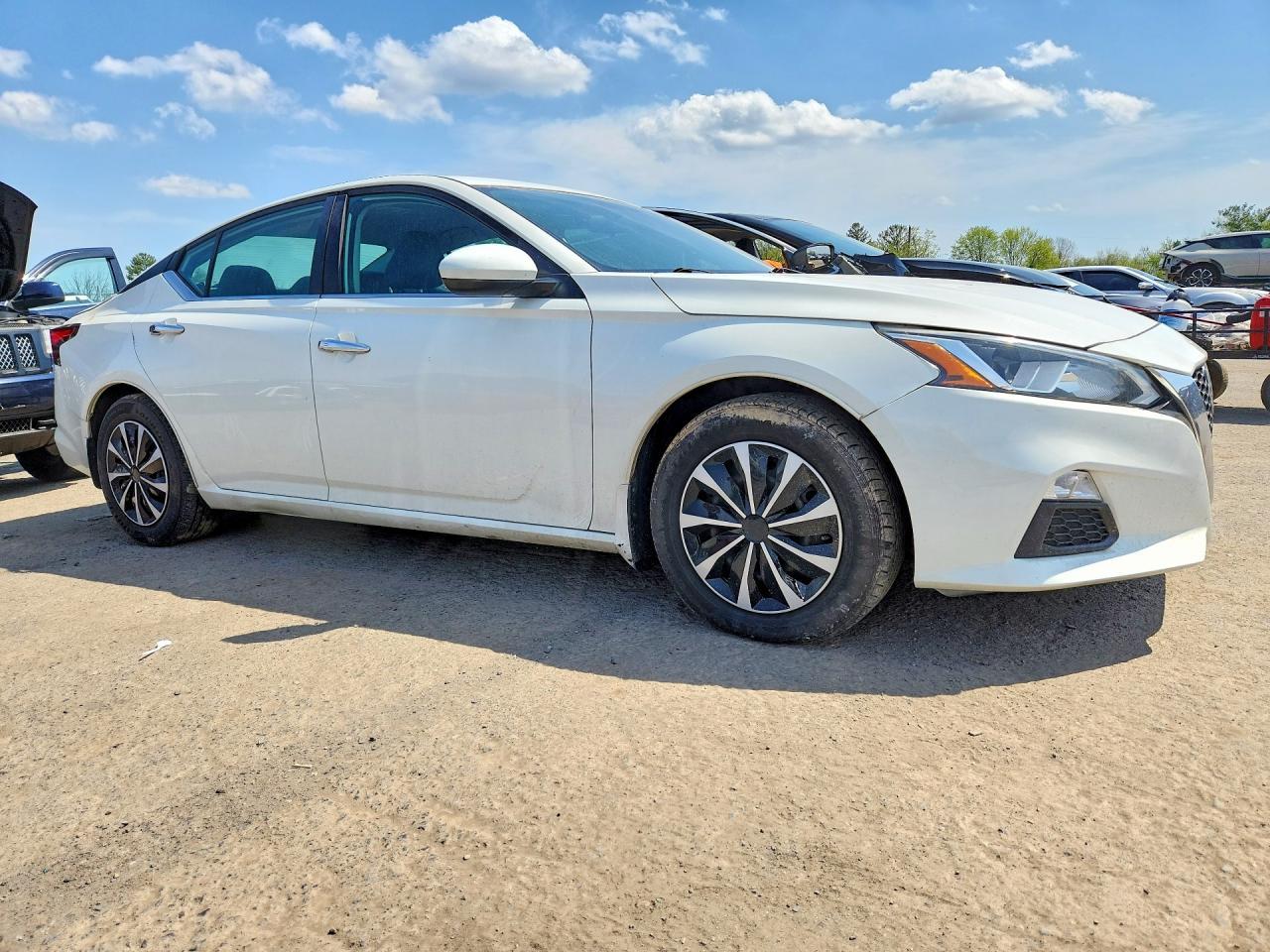 2019 Nissan Altima - Фото 4