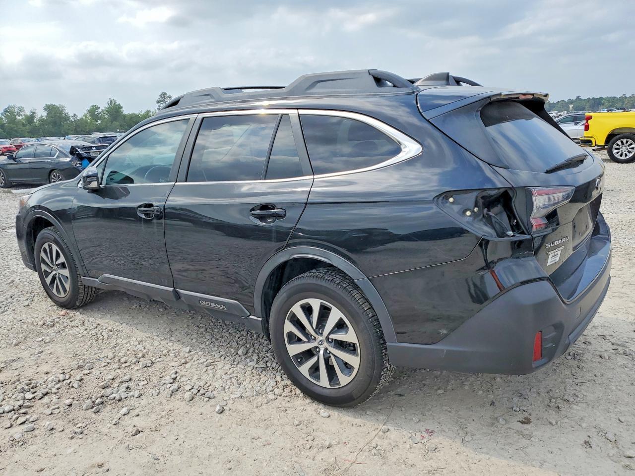 2020 Subaru Outback Premium - Фото 2