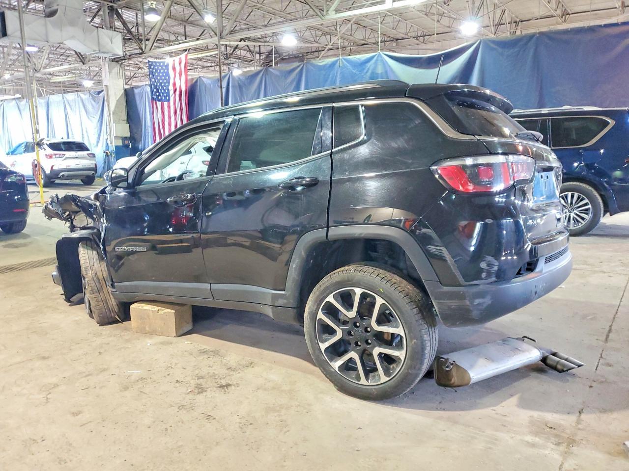 2018 Jeep Compass Limited - Фото 2