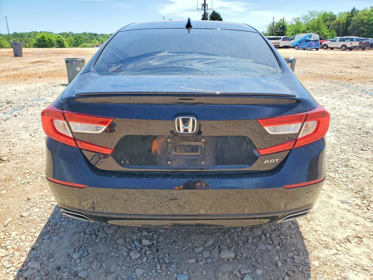 2021 Honda Accord Sport - Image 6