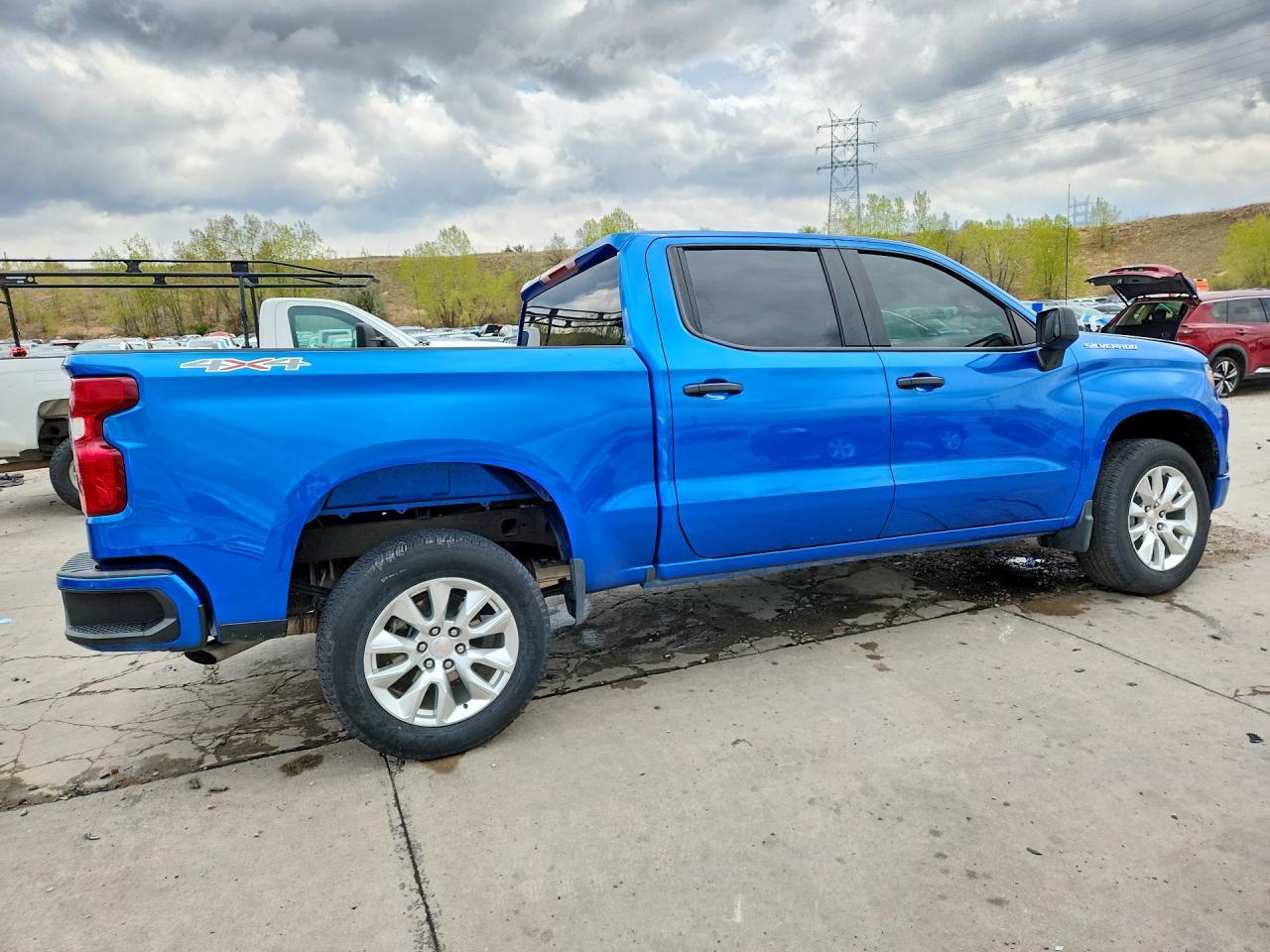 2024 Chevrolet Silverado K1500 Custom - Фото 3