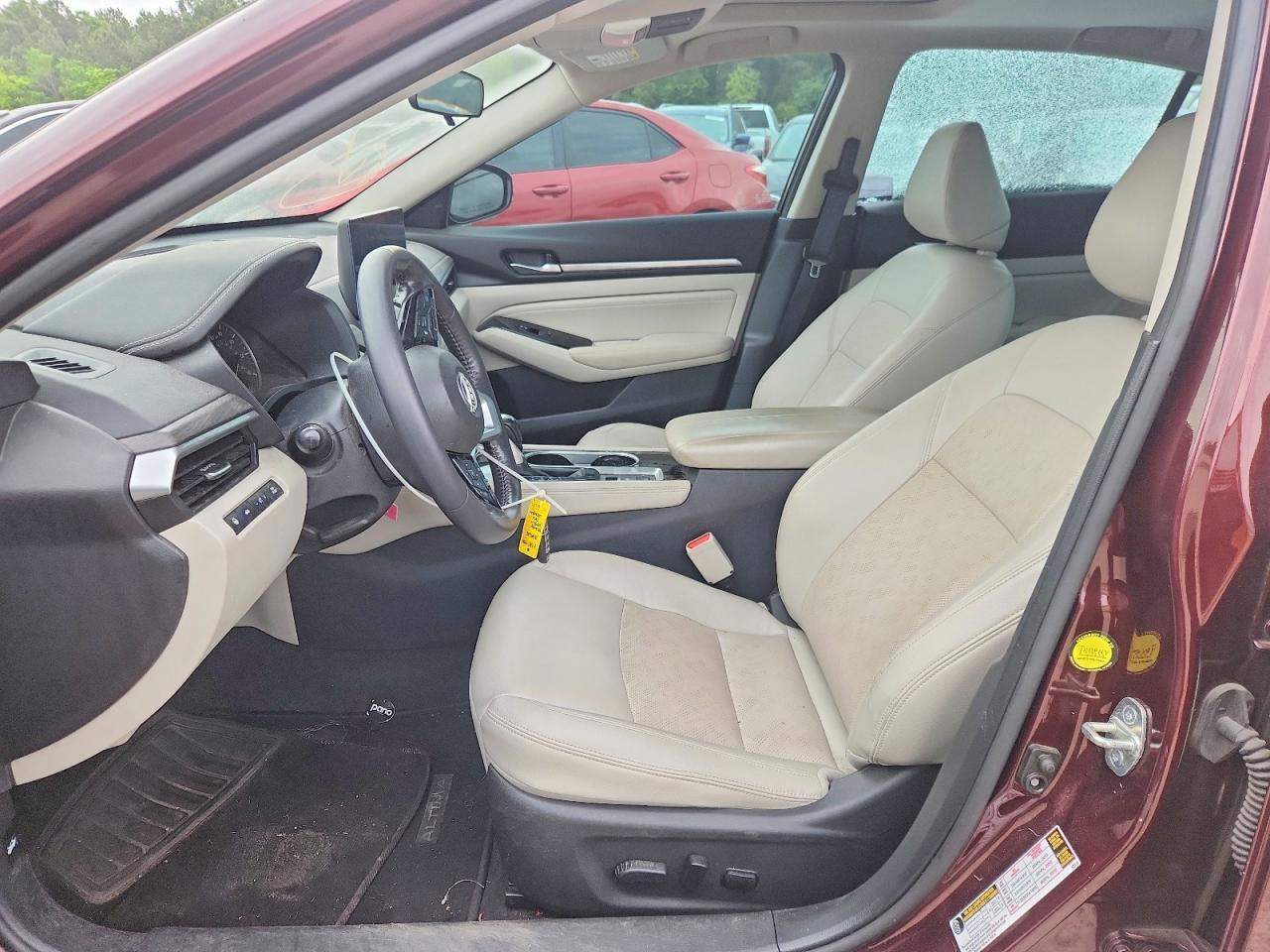 2023 Nissan Altima Sl - Image 7
