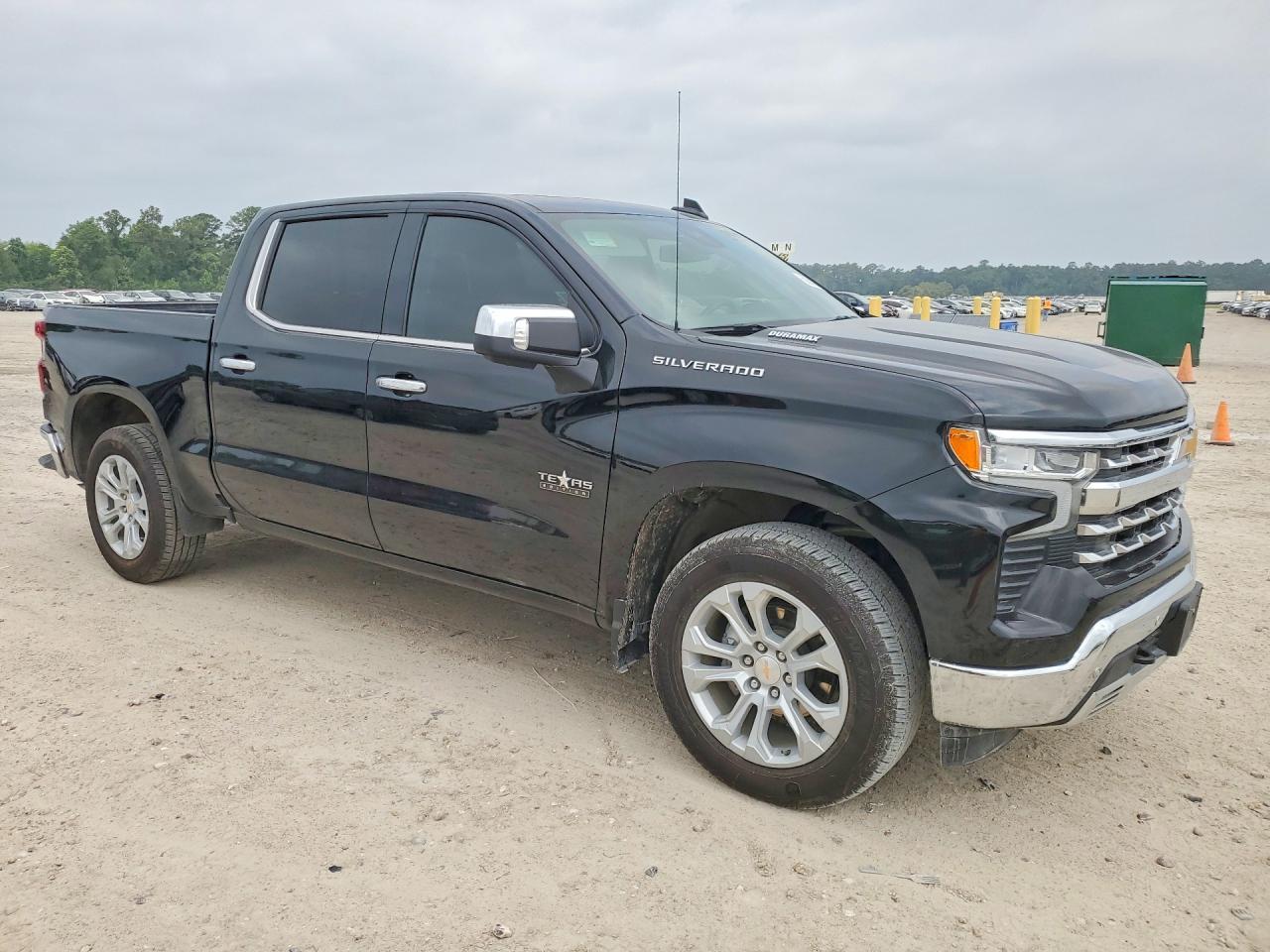 2026 Chevrolet Silverado C1500 Ltz - Image 4