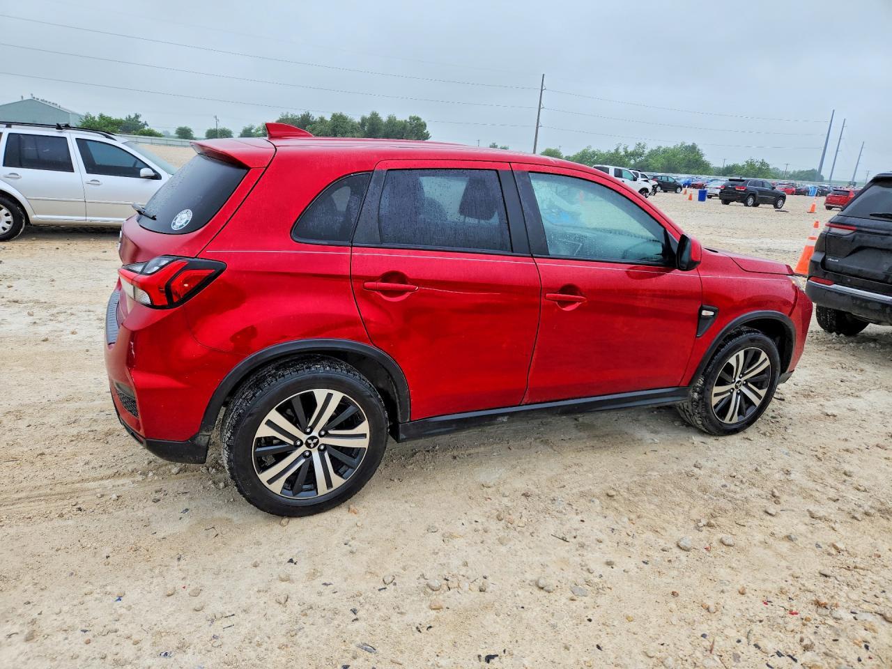 2020 Mitsubishi Outlander Sport Es - Фото 3