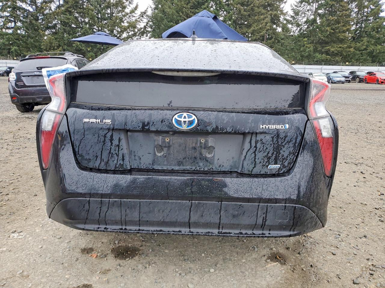 2016 Toyota Prius Two Eco - Фото 6