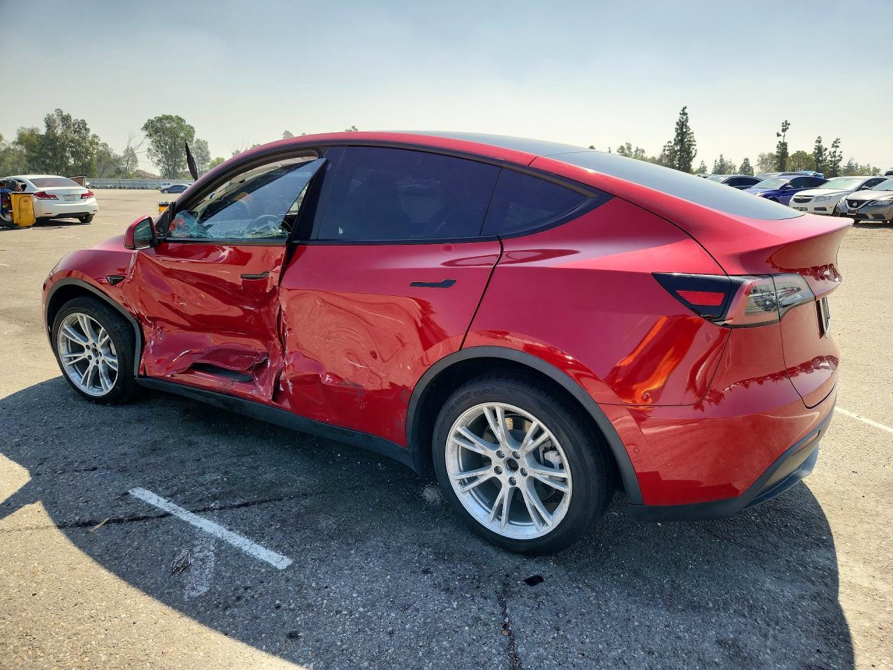2022 Tesla Model Y - Фото 2