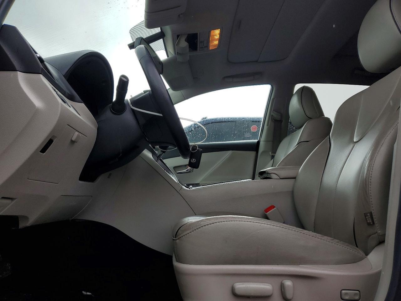 2013 Toyota Venza Le - Фото 7