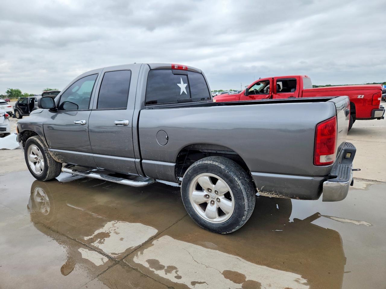 2005 Dodge Ram 1500 St - Фото 2
