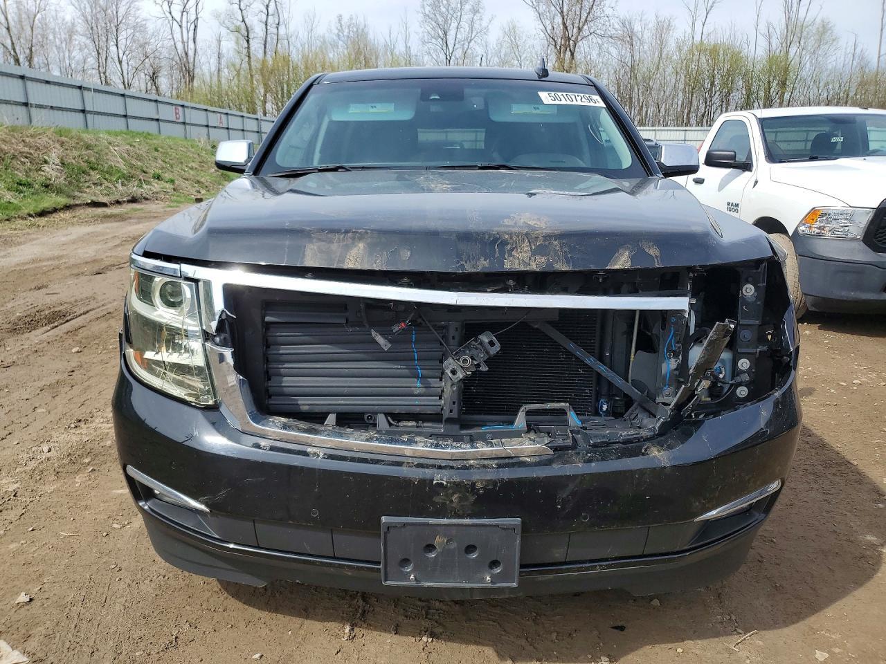 2017 Chevrolet Suburban K1500 Premier - Image 5