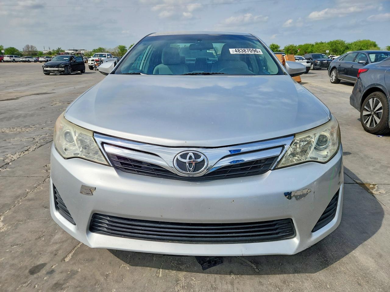 2013 Toyota Camry Le - Image 5