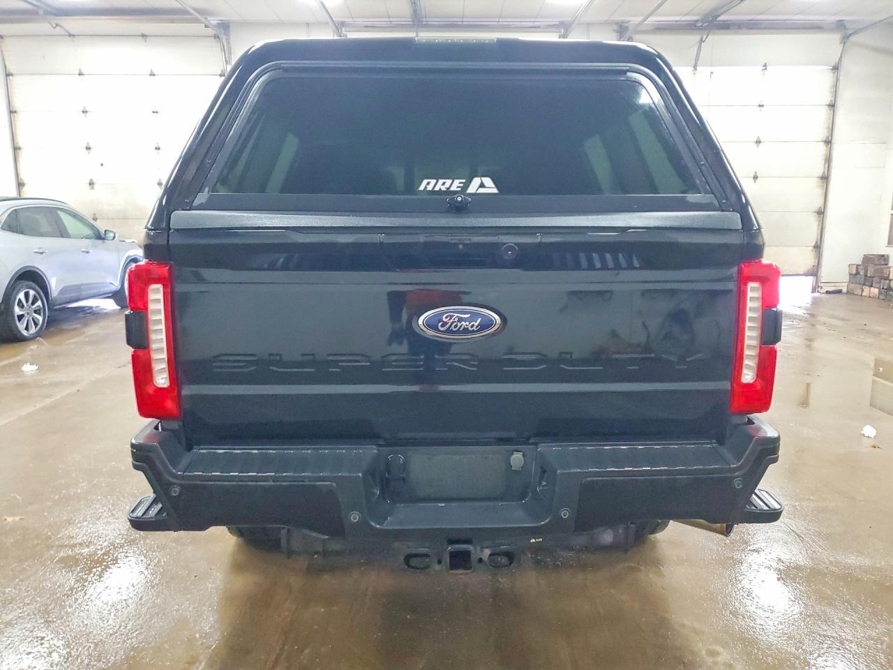 2023 Ford F250 Super Duty - Фото 6