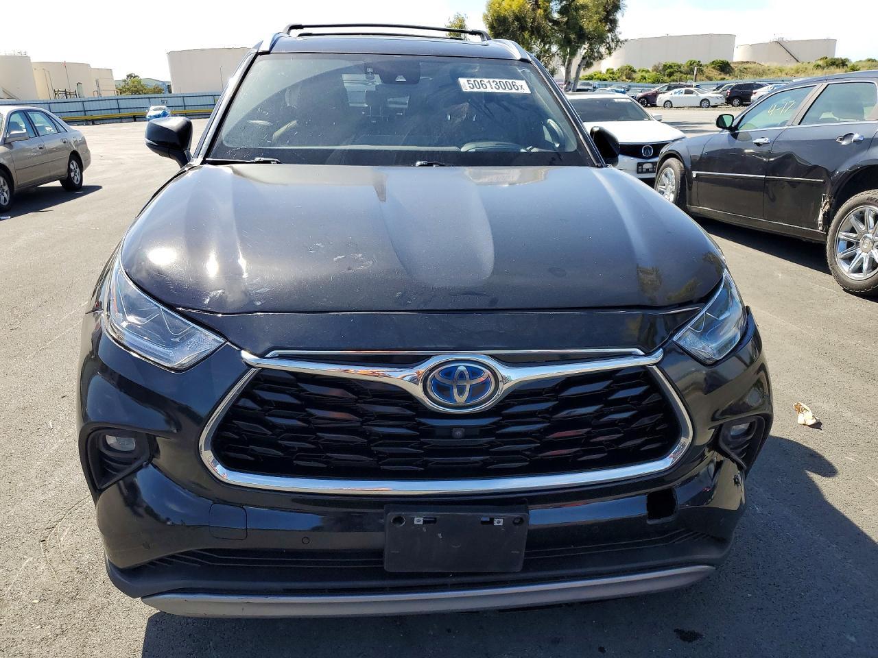 2022 Toyota Highlander Hybrid Platinum - Фото 5